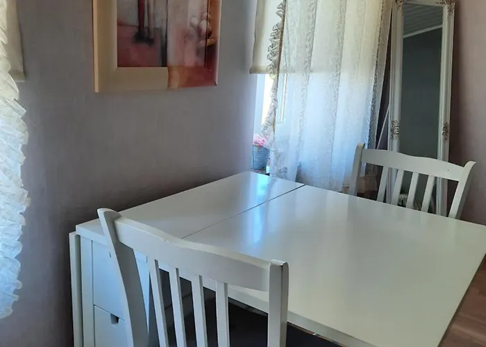 Marta Majutus * Haapsalu